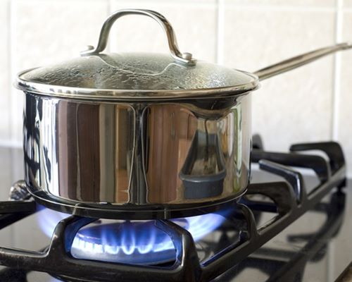 Bếp gas có đun được nồi nấu bếp từ không?